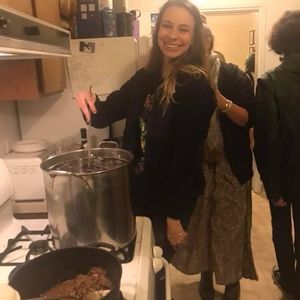 Meet your Posher, Mikka